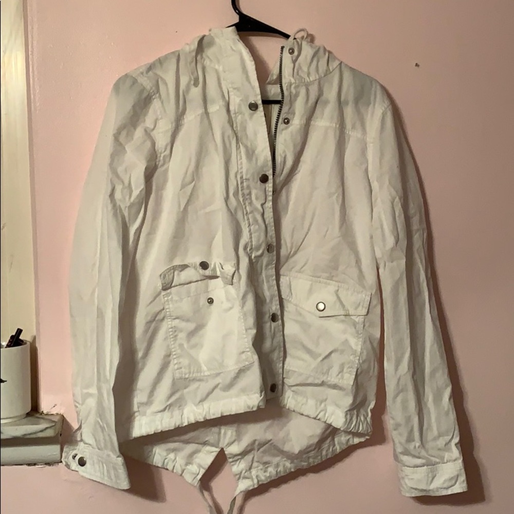 White zip up jacket